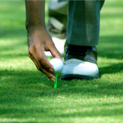 Le premier départ sur un parcours de golf